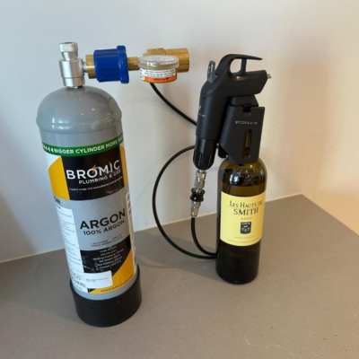 Europe/Australia/New Zealand   M10 to 21.8 -1/14  Disposable Cylinder Argon Wine Adapter w/ Coil Hose.  Does not included gas canister.